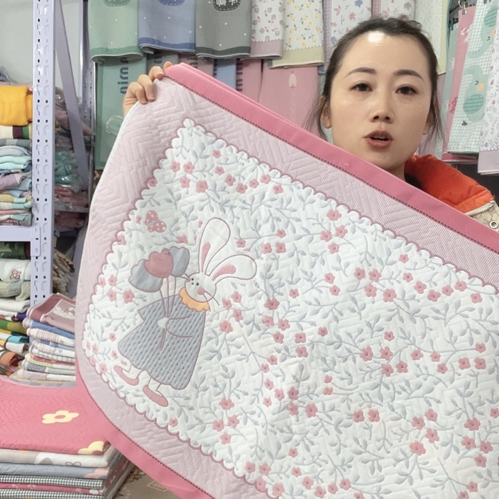 棉特价促销粉色花园兔