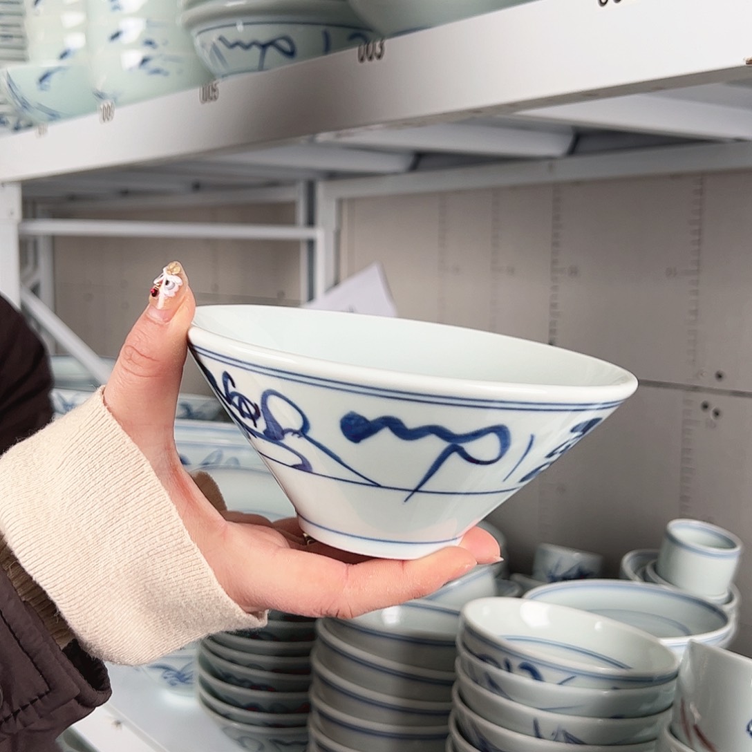 碗微瑕山茶花6寸斗笠碗