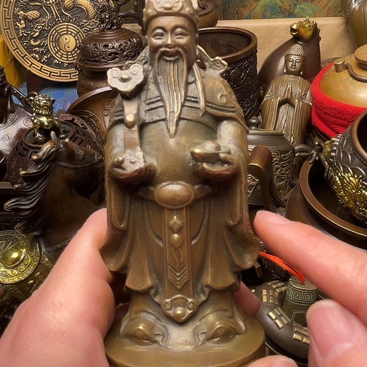 精美铜器批发档口