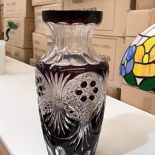 无铅玻璃花瓶高42厘米宽15厘米