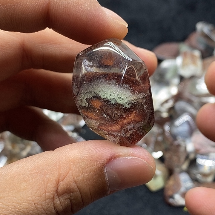 未镶嵌水晶珠宝半成品