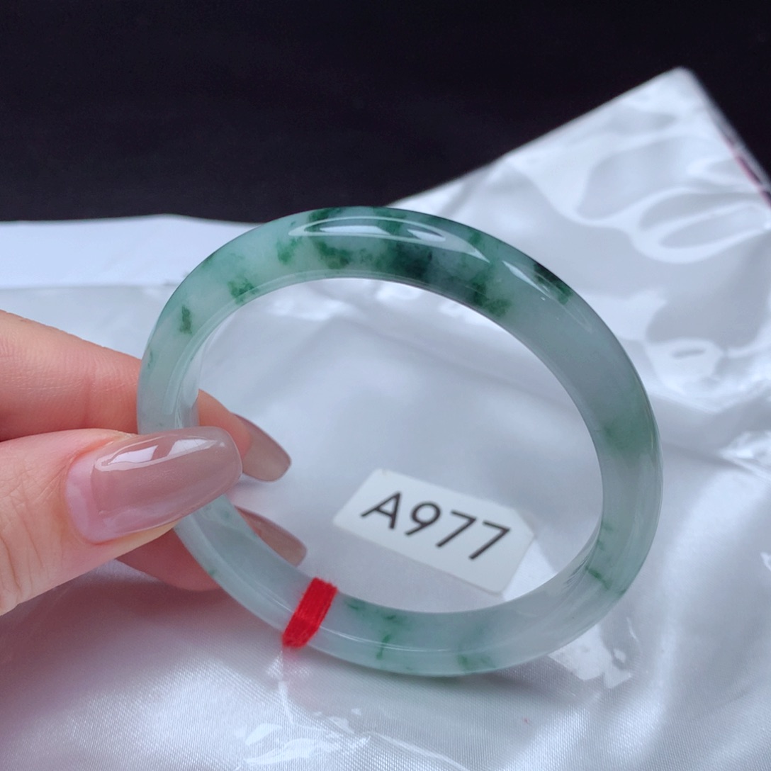 翡翠手镯未镶嵌手镯53