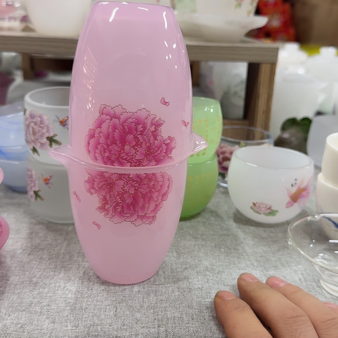 莹***莹陶杯子2个粉牡丹公道杯