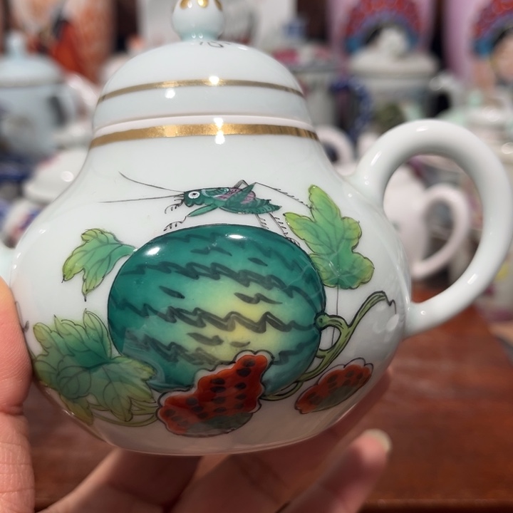 陶瓷 na v v h j h h h g v h