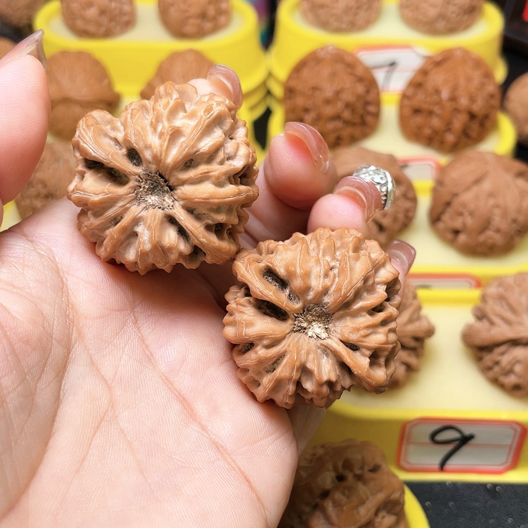 吊坠文玩核桃冄龙门涧