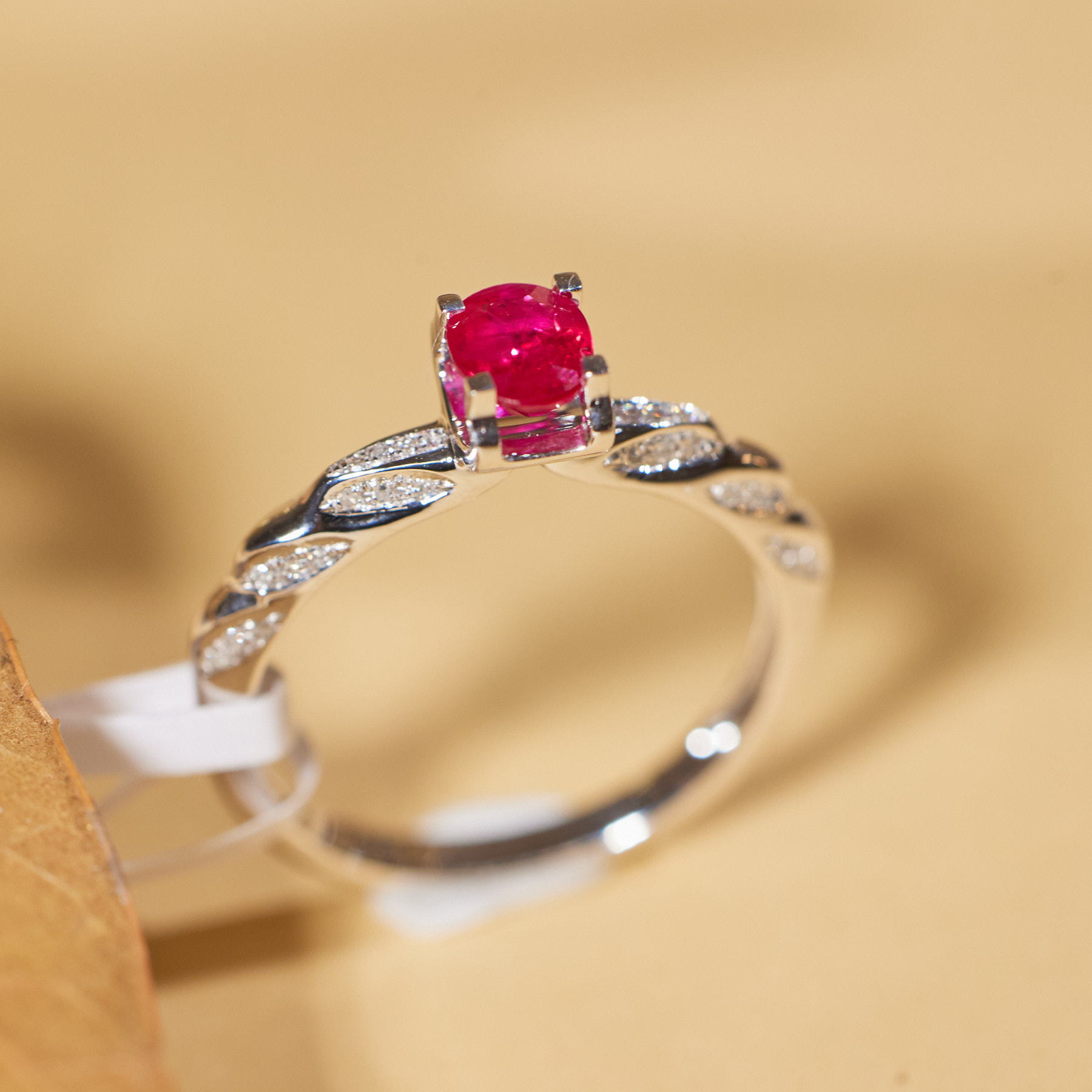 【歪歪】*红宝石戒指*18K金镶嵌U9639