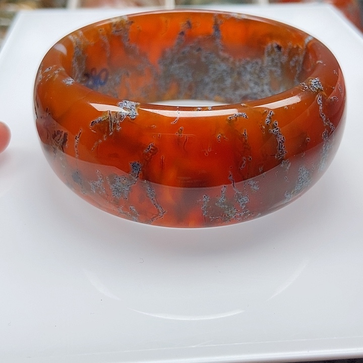 手镯玛瑙/玉髓未镶嵌