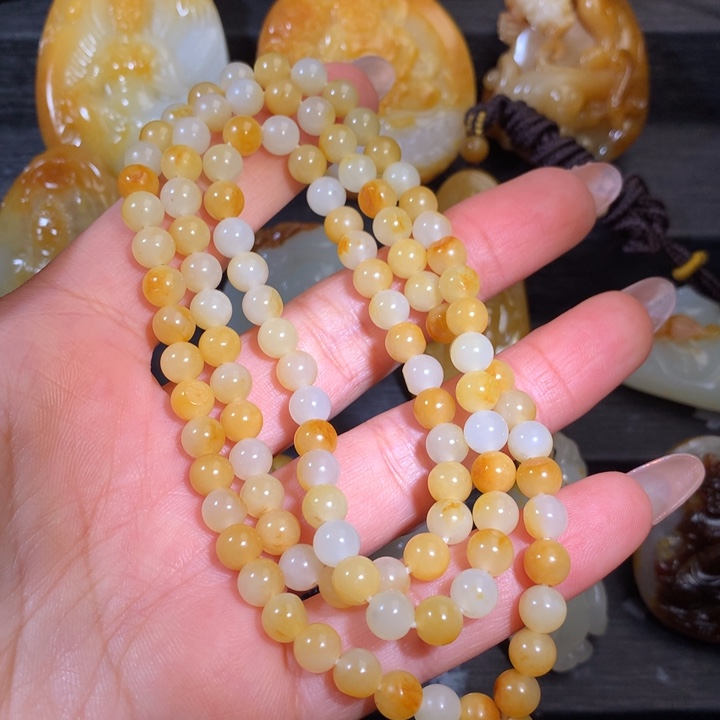 和田玉颈饰未镶嵌