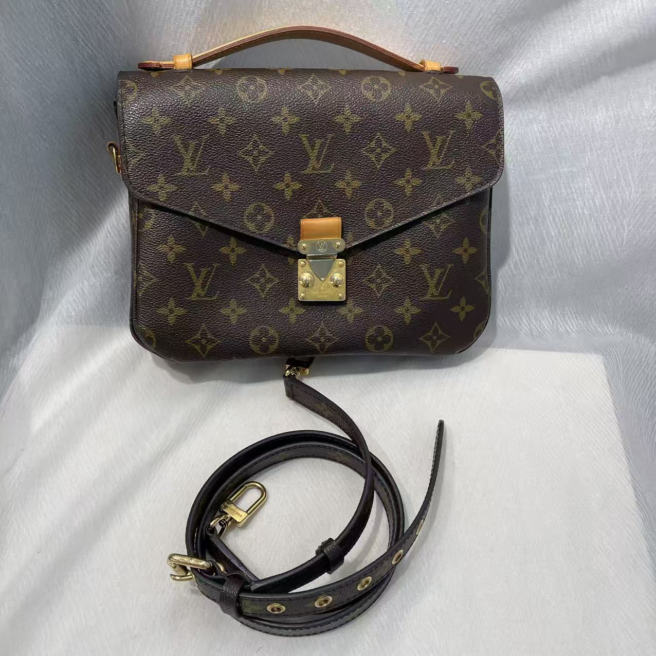 95新 LouisVuitton/路易威登 95新老花邮差斜挎包邮差包