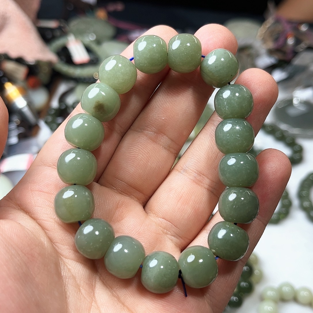 和田玉未镶嵌手链71