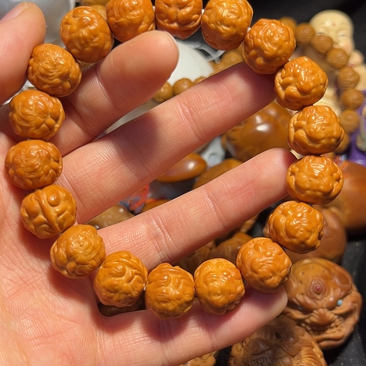 橄榄核手串/手链猴头蝉王