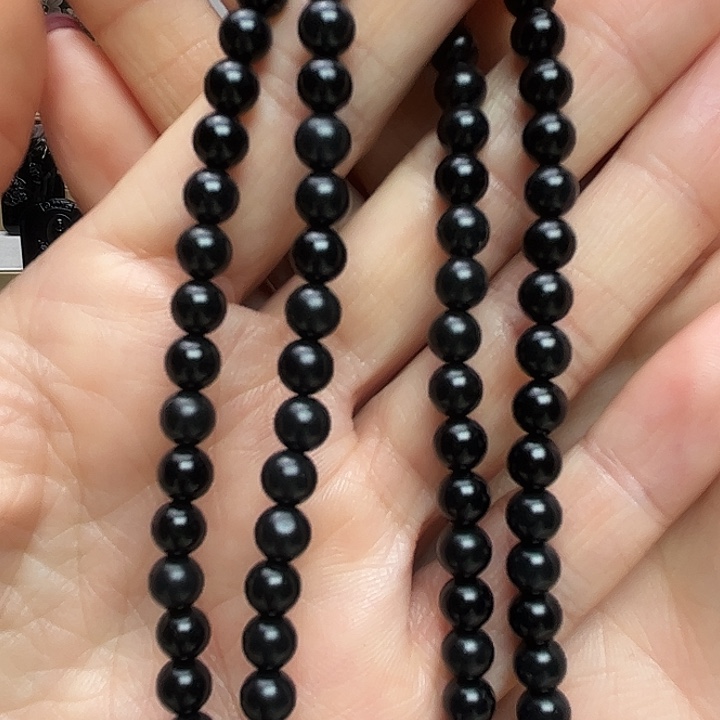 向***行和田玉（墨玉）未镶嵌手链卡6 108