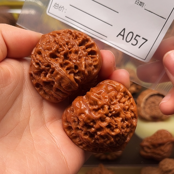 文玩核桃把件t x yu mo mo