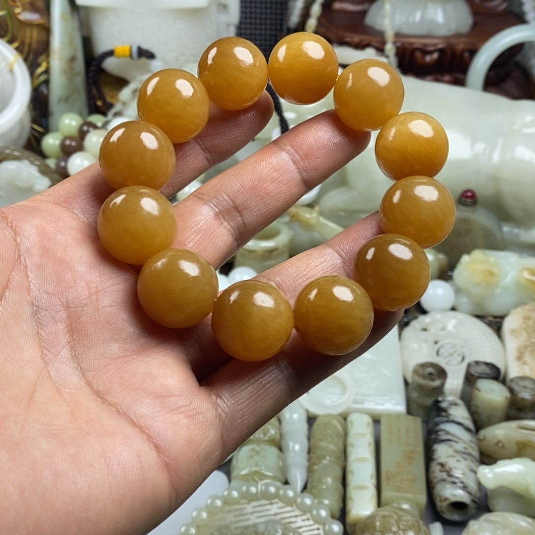 和田玉（糖玉）未镶嵌颈饰