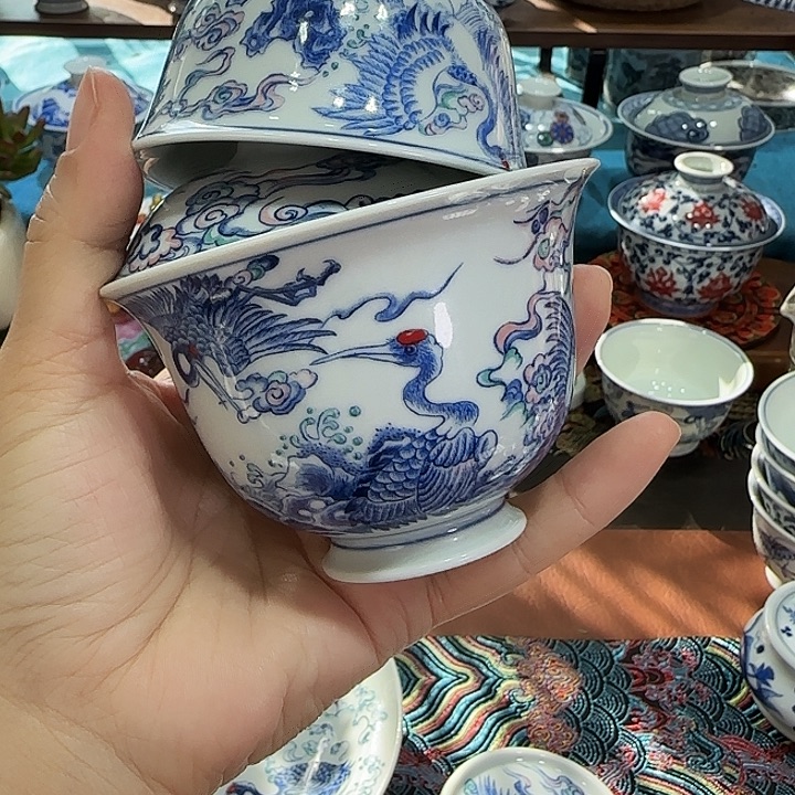 246885778687995889888