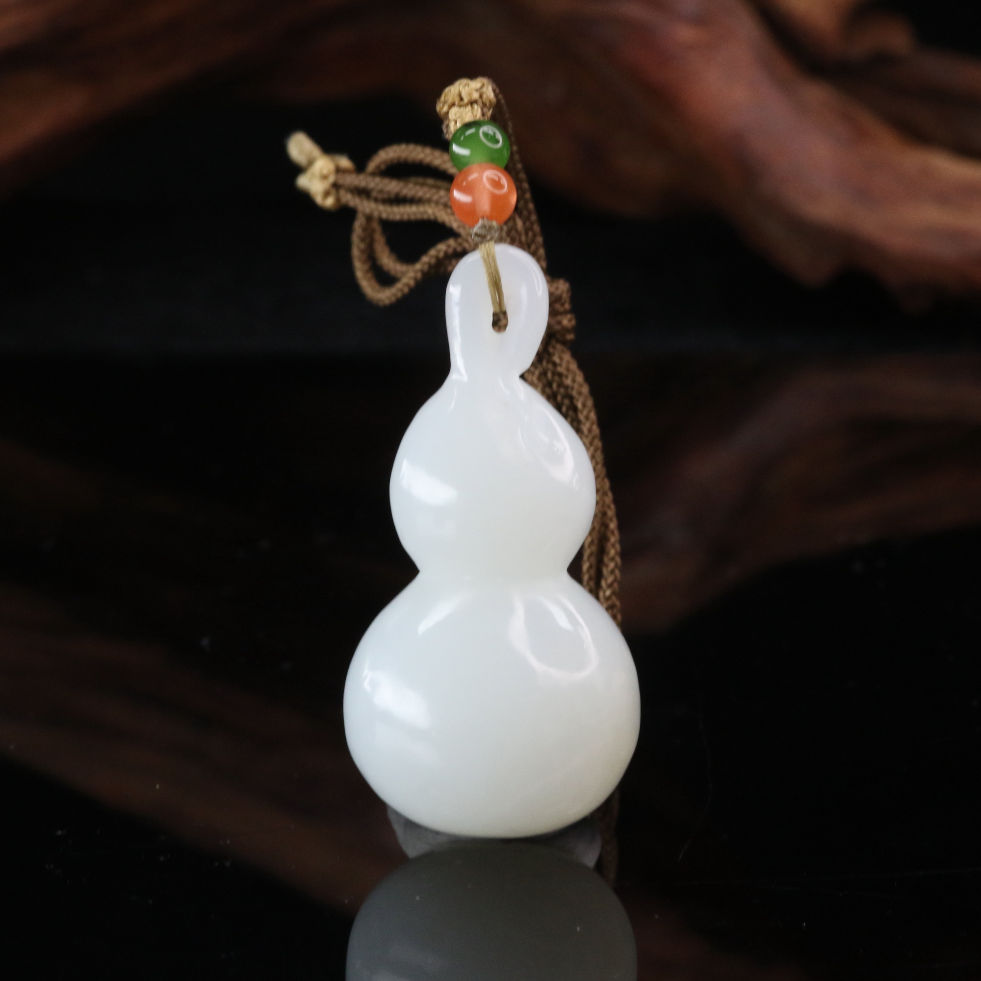 28和田玉葫芦吊坠/500332北京中保拍卖