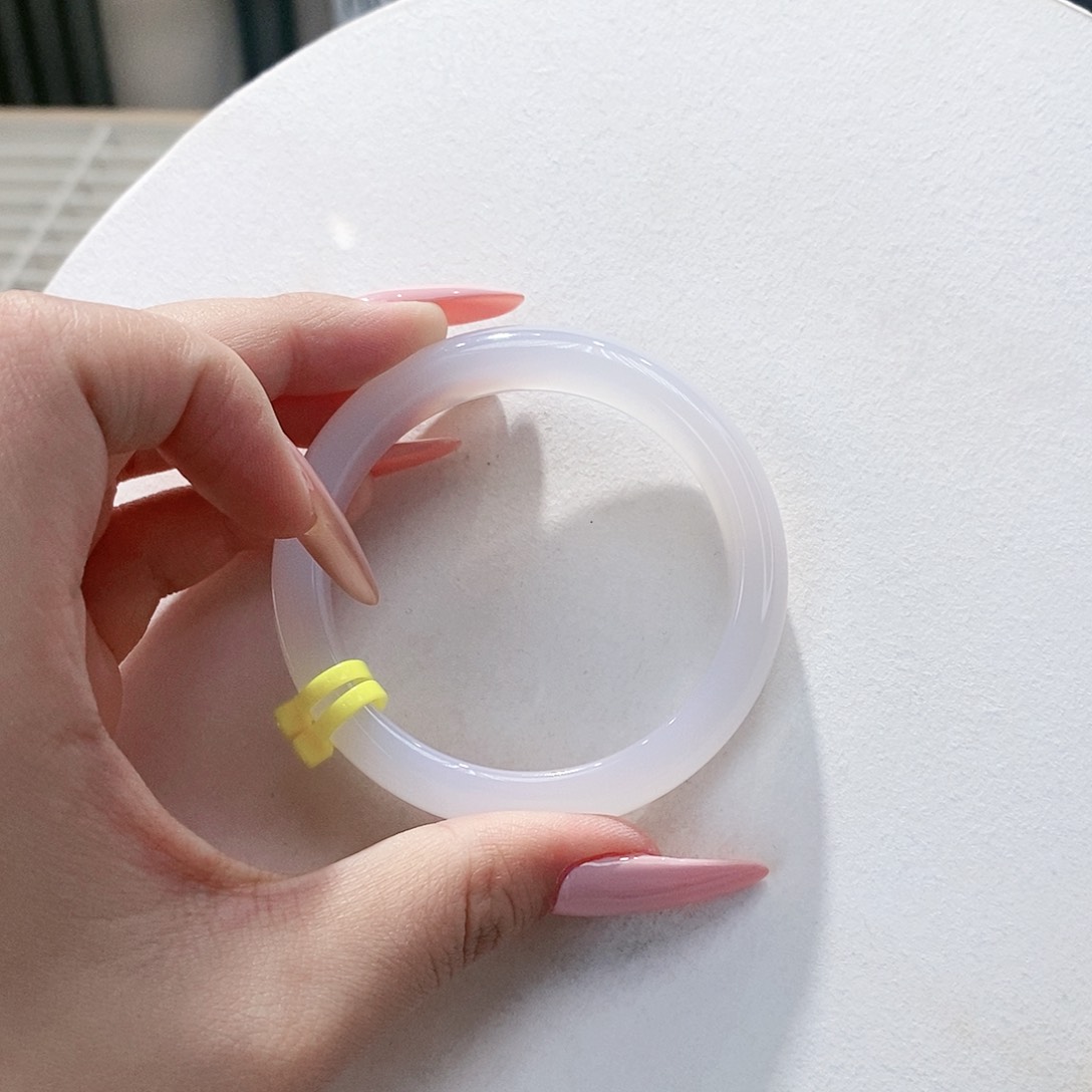 手镯玛瑙/玉髓未镶嵌53