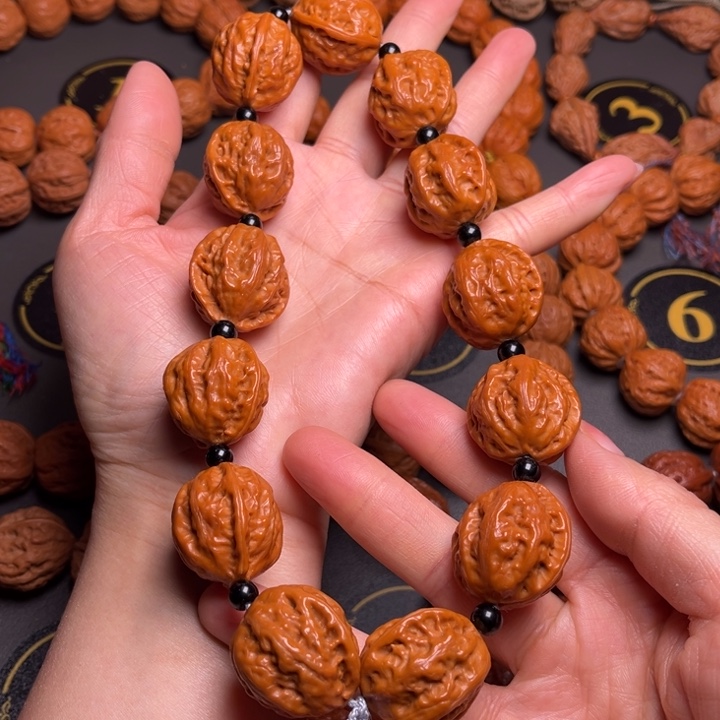 手串文玩核桃秋子