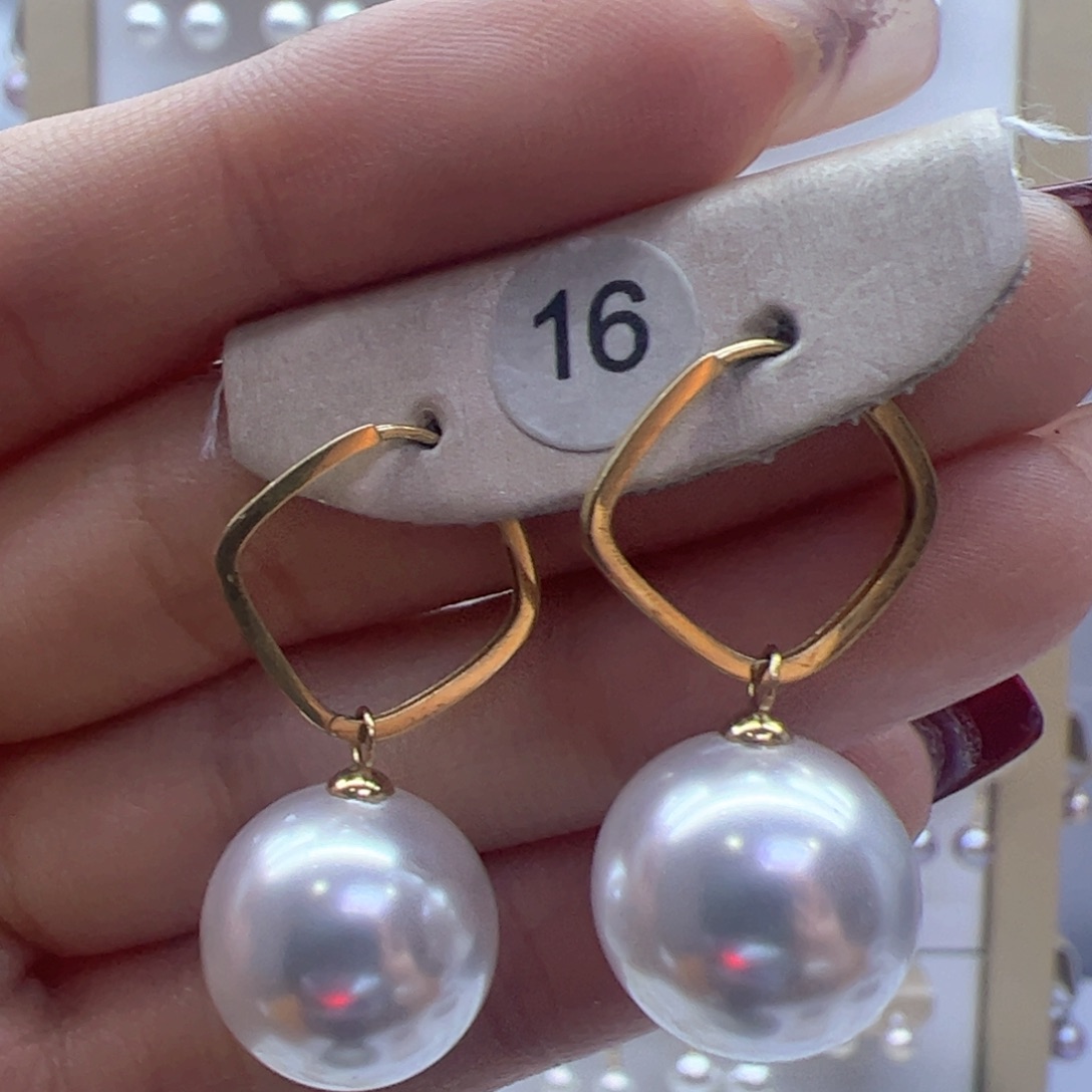 淡水珍珠耳饰18K金镶嵌