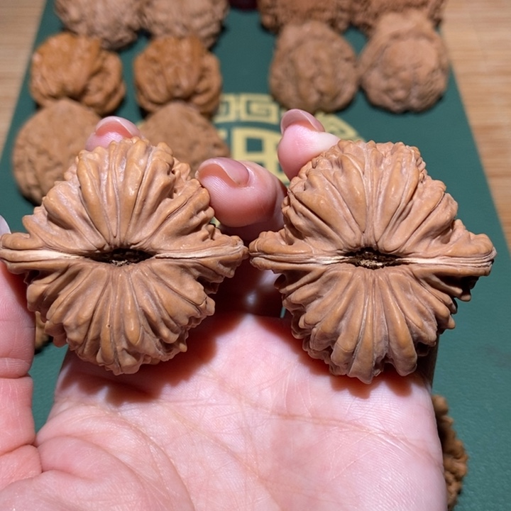 吊坠文玩核桃瑞****楼四座楼