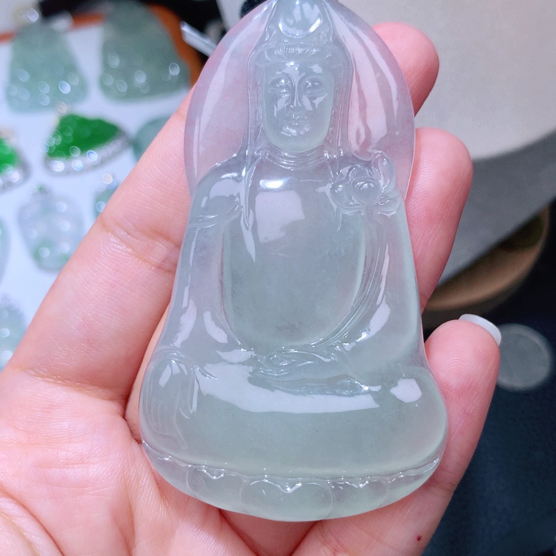 颈饰未镶嵌翡翠素衣