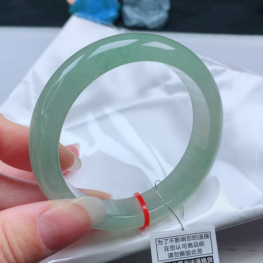 翡翠手镯未镶嵌炜*56圈