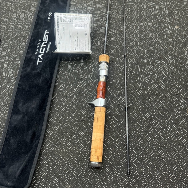 95#枪柄两节微物路亚竿，银手杖tt-53极微使用无伤日航卡袋齐全