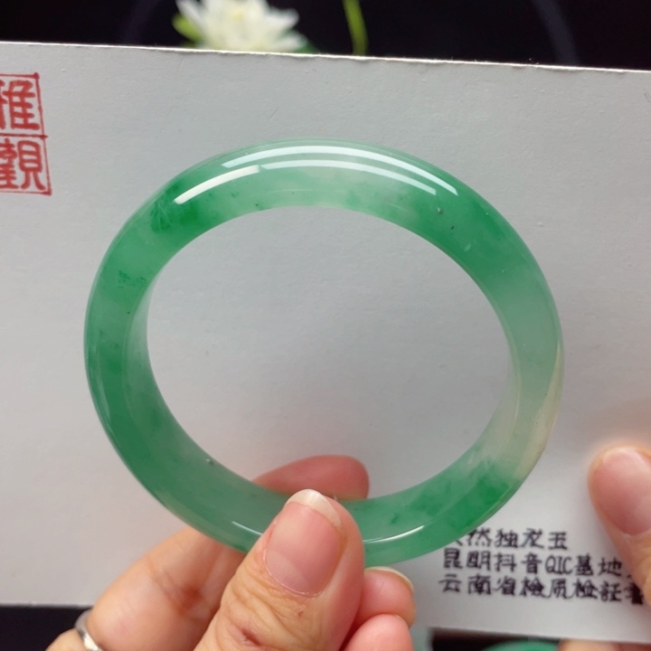 石英质玉手镯未镶嵌57-58