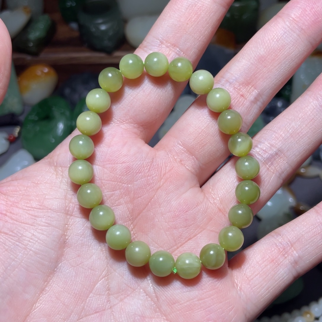 和田玉颈饰未镶嵌小****-