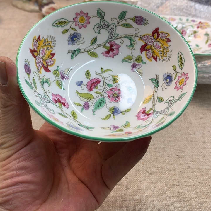 金瓷阁家的美丽瓷器