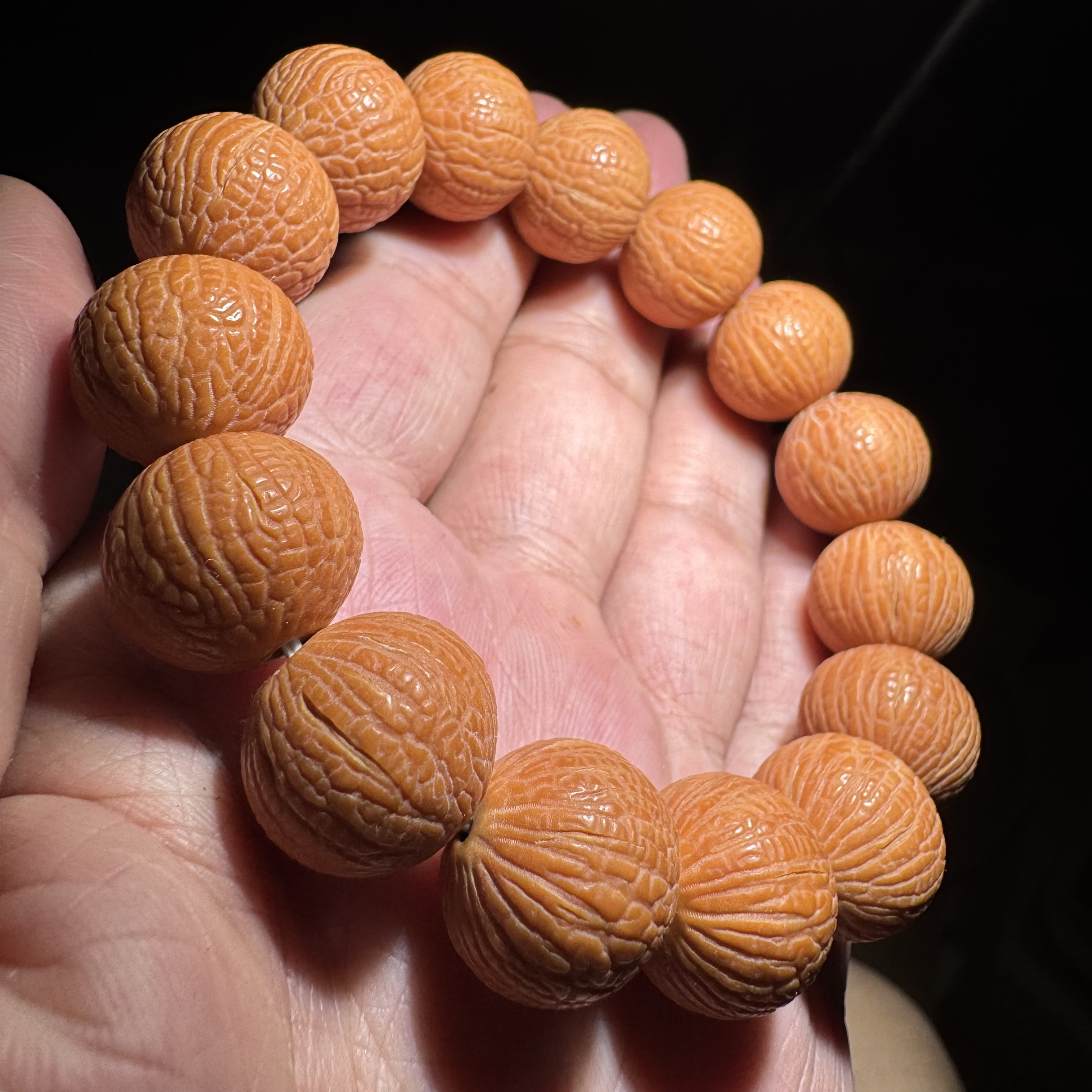 猴头龙鳞纹满天星手串尺寸16mm左右返油款