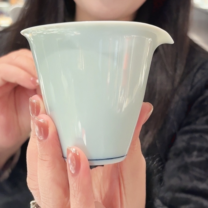 景德镇陶瓷高温公道杯