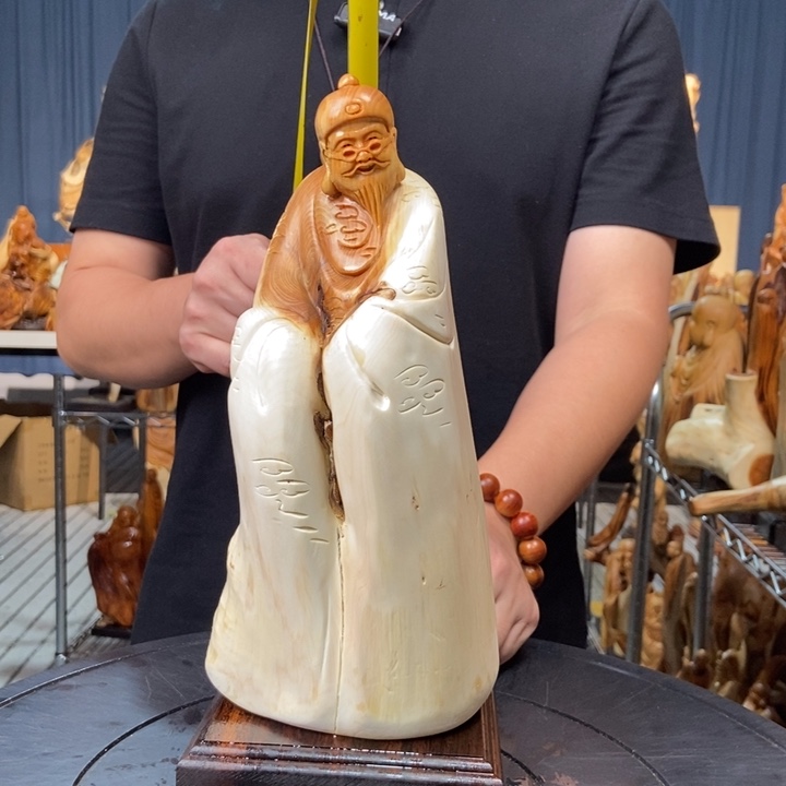 柏木（崖柏）随型摆件