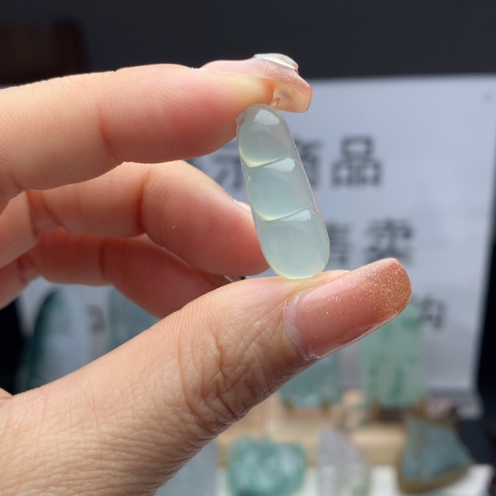 定制翡翠未镶嵌天然翡翠