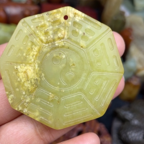 蛇纹石玉未镶嵌颈饰20