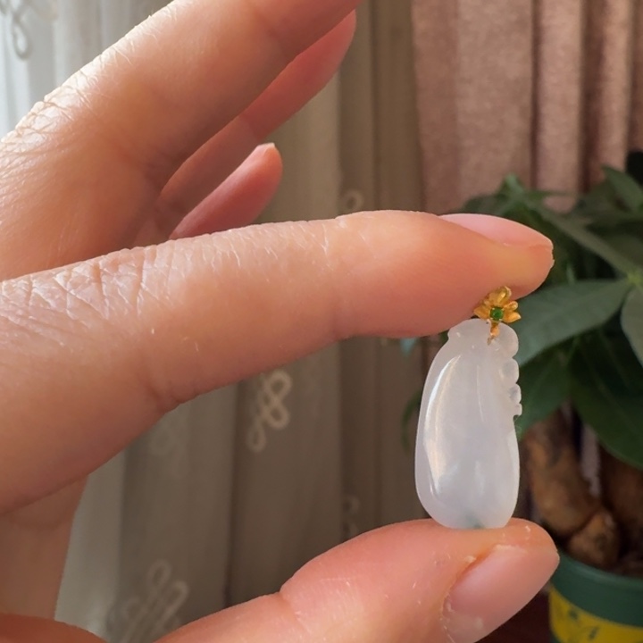 翡翠18K金镶嵌颈饰福瓜2