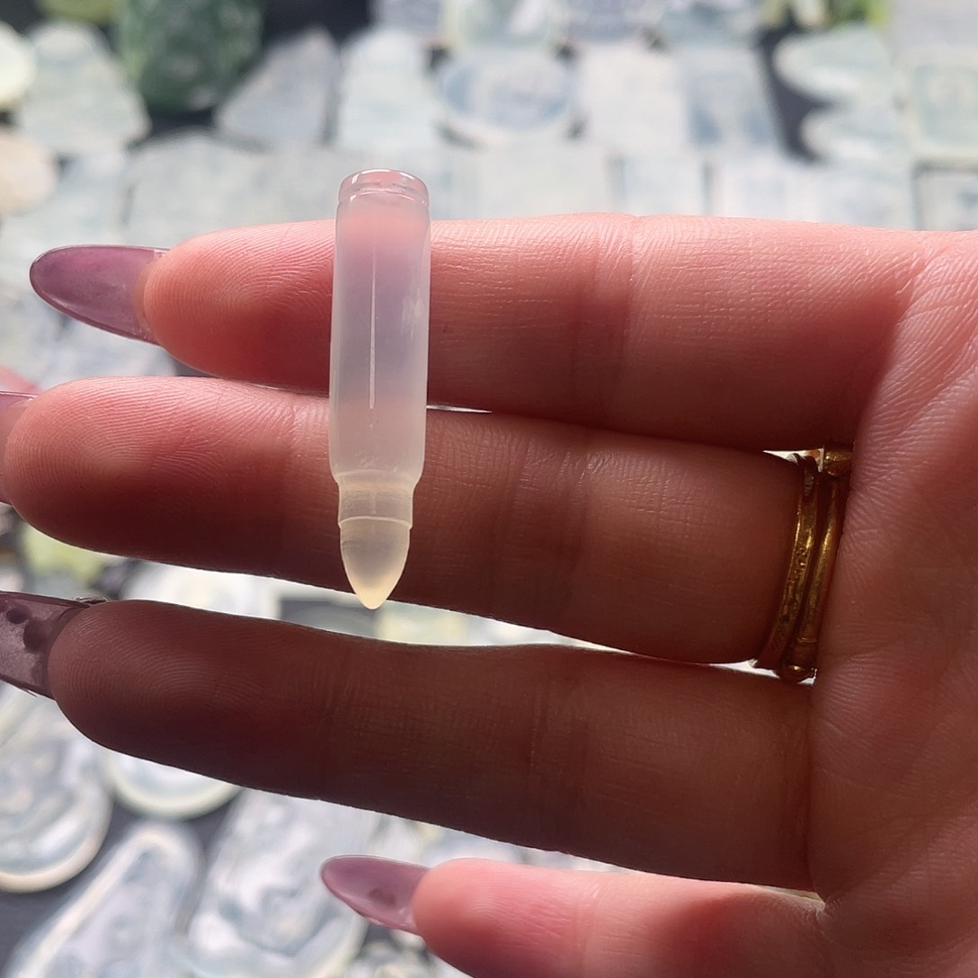 蛇纹石玉吊坠(赠链)未镶嵌