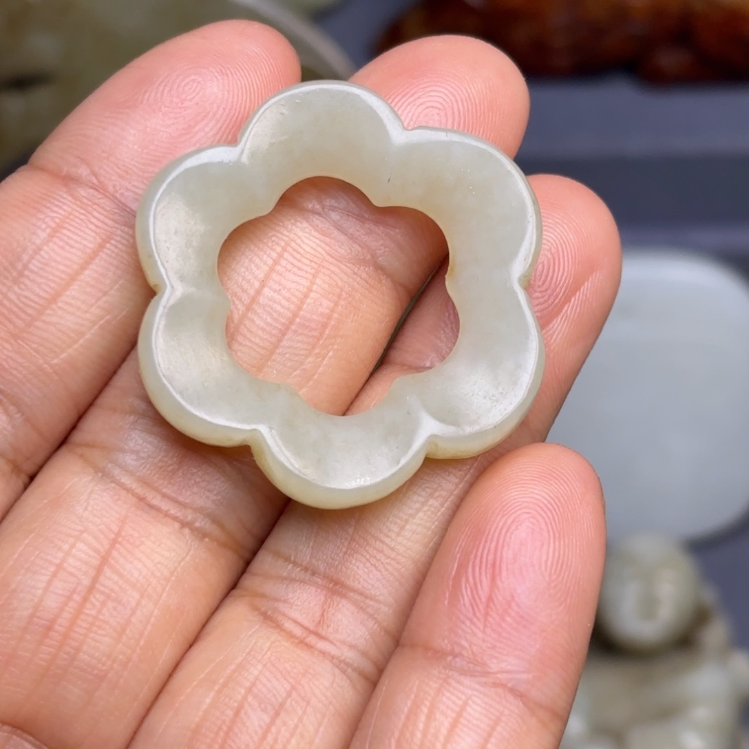 和田玉（糖玉）挂件未镶嵌