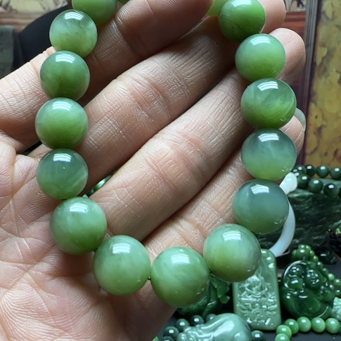 和田玉手串未镶嵌