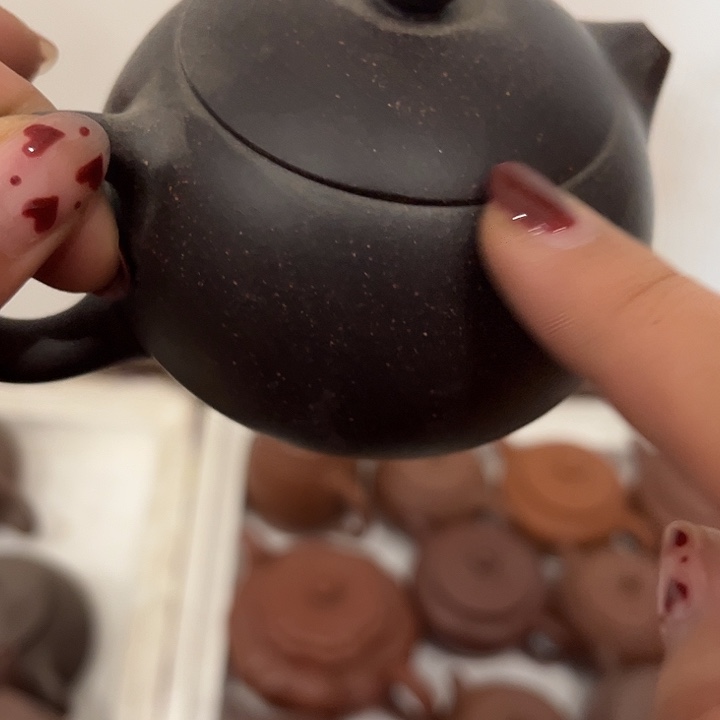 紫砂茶壶瑕疵…………