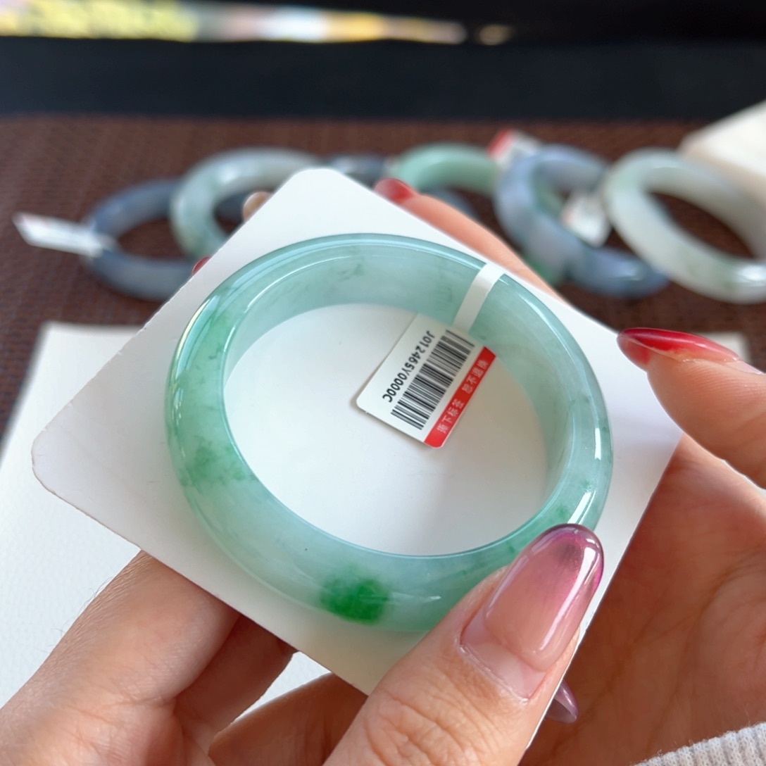 翡翠手镯未镶嵌13号 50.1