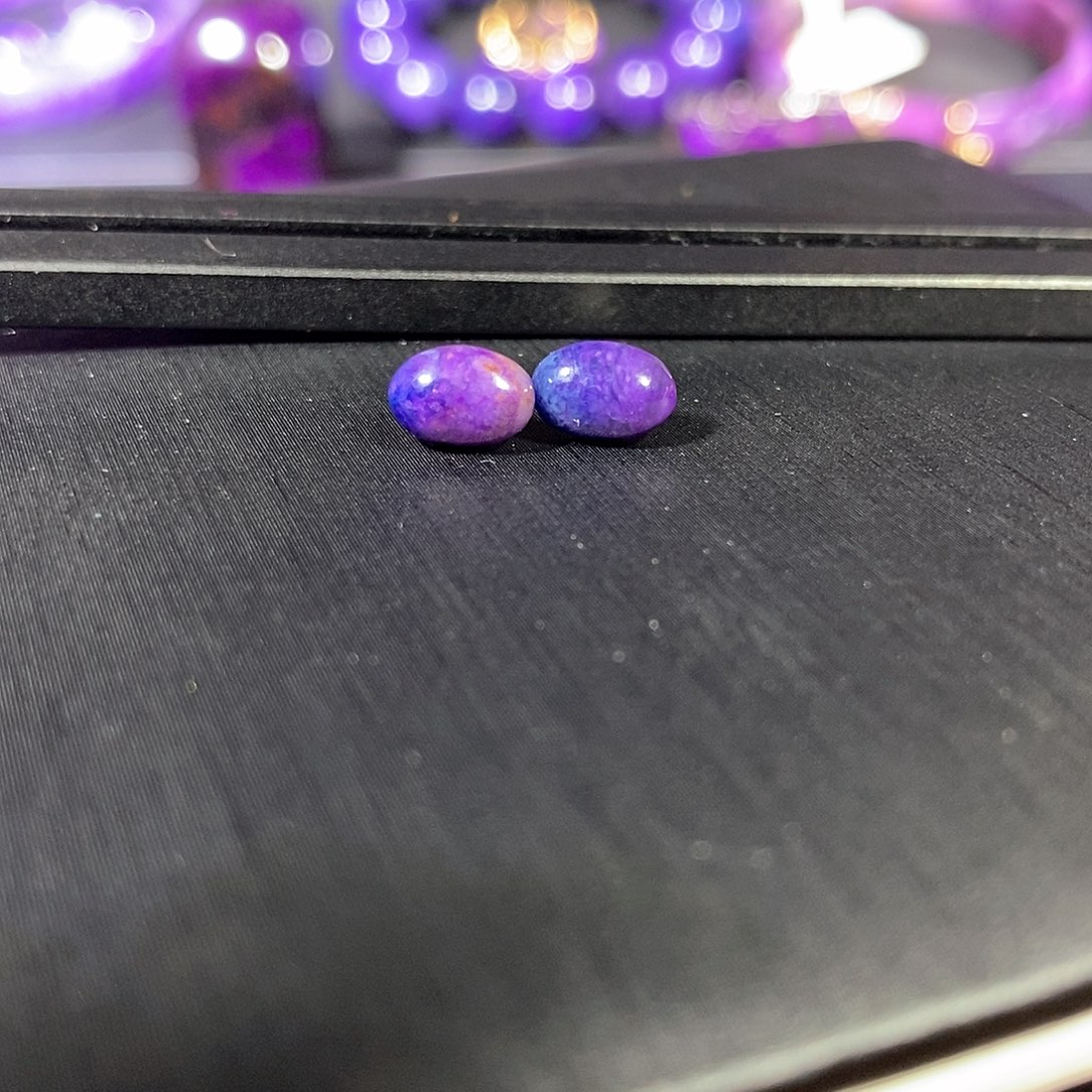 苏纪石（舒俱来）银S925镶嵌南非舒俱来蛋面耳钉