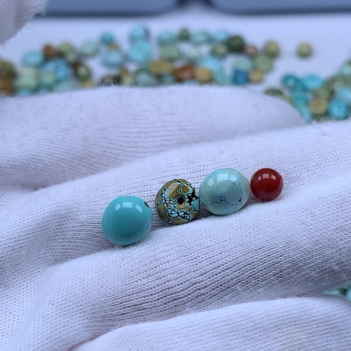 再***°南红玛瑙未镶嵌珠宝奇石