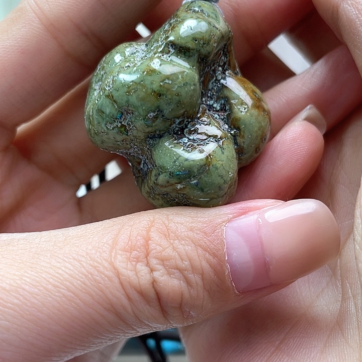 未镶嵌绿松石珠宝奇石