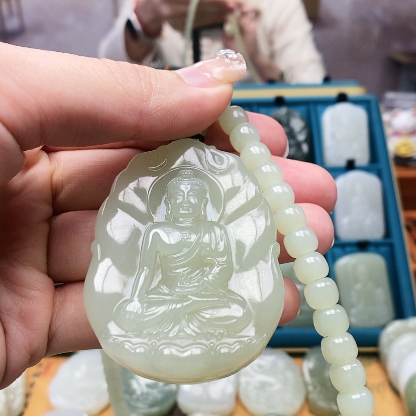 【闪购商品】和田玉未镶嵌颈饰专****队