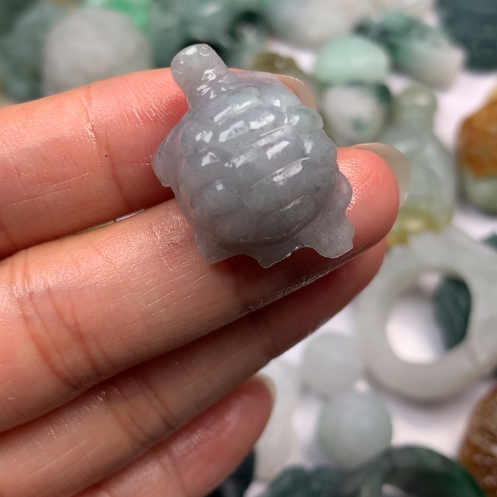 定制翡翠未镶嵌翡翠