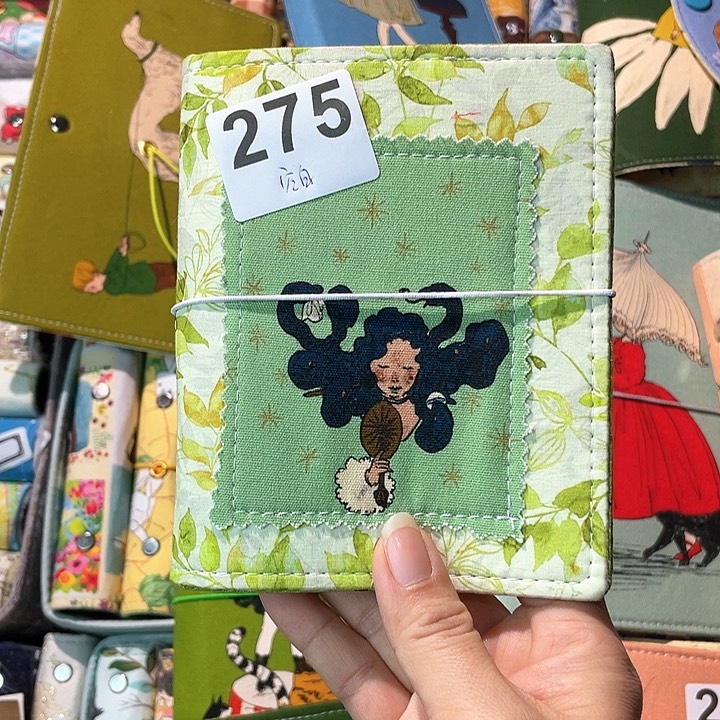 织绣噜*-A7活页送空白275。    