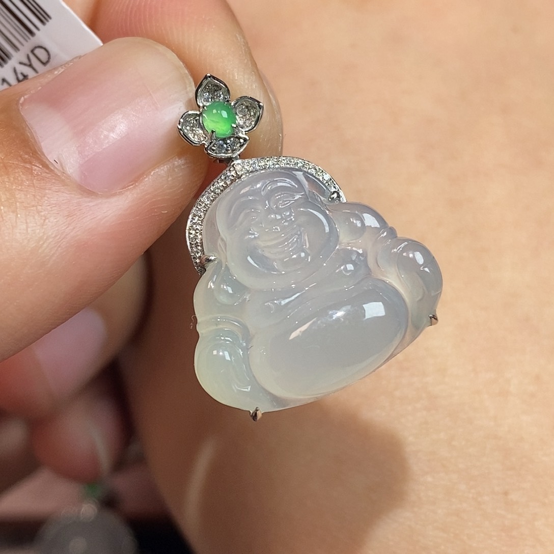 翡翠颈饰18K金镶嵌佛公