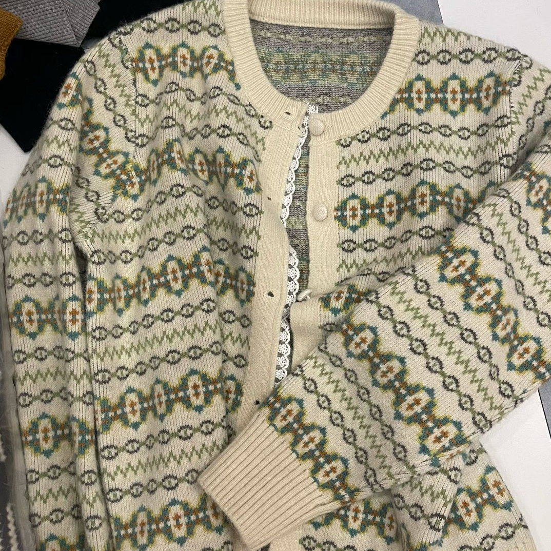 常规款短袖少女风宽松型毛针织衫拼色针织衫条纹休闲