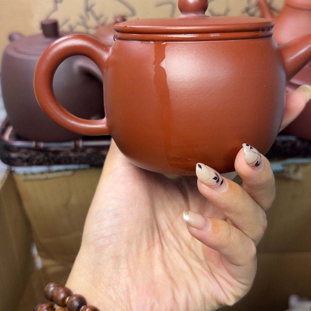 甄选宜兴本土紫砂壶